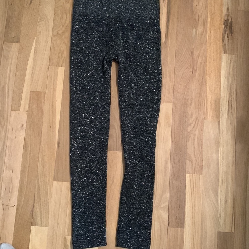One 5 one Metallic Glitter High Waisted Leggings Black and Silvery Women’s S/M - Picture 11 of 11